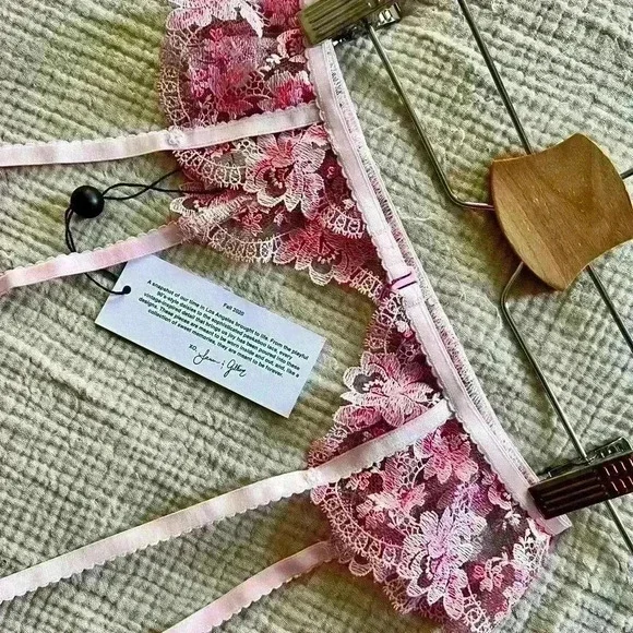 For Love & Lemons Pearl Embellished Garter Stocking Belt in Pink Lace XXS NWT - Picture 5 of 8